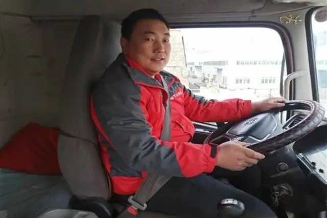 切實減輕學(xué)員負(fù)擔(dān) 道路普貨駕駛員從業(yè)資格證可直接申領(lǐng)
