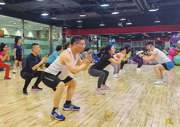 體育經(jīng)濟(jì)乘風(fēng)來 全民健身商圈體育“熱”起來