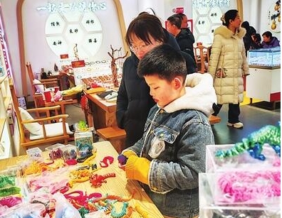 春節(jié)期間 太原國(guó)潮市場(chǎng)消費(fèi)釋放澎湃活力