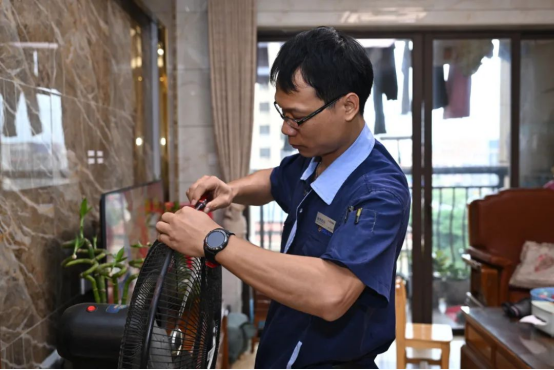 最后一公里的溫度革命：招商蛇口如何用服務(wù)力點亮萬家燈火